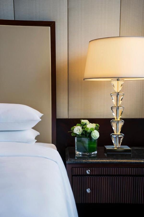 Jw Marriott Hotel Chongqing Exterior photo