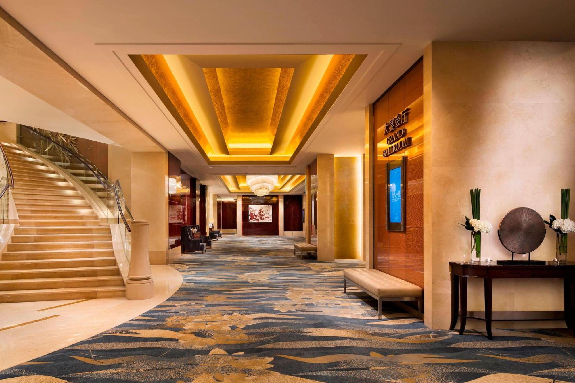 Jw Marriott Hotel Chongqing Exterior photo